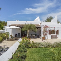 Retreat Finca San Lorenzo - Peace, Panoramic Views & Authentic Ibiza Charm